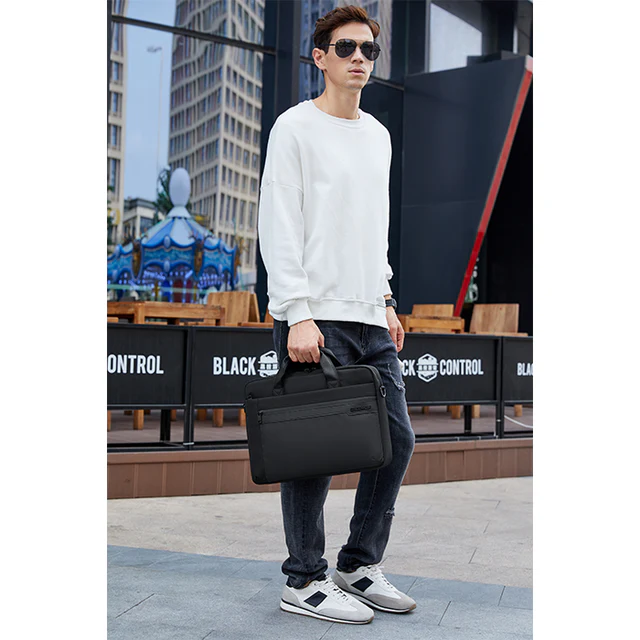 
Arctic Hunter GW0012 Laptop Shoulder Bag, 15.6 Inch, Water Resistant, Black, 