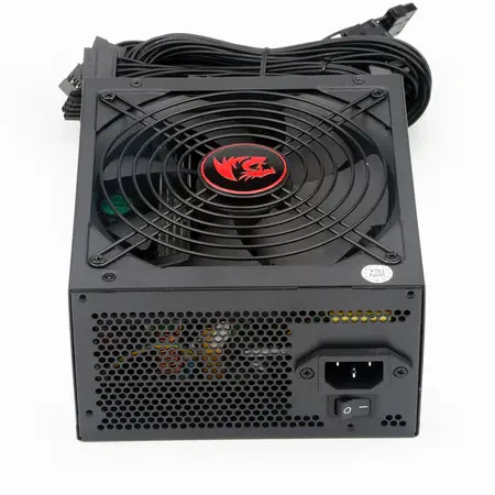 مزود طاقة Redragon RGPS GC-PS002 بقدرة 600 واط – 80 Plus Bronze ومروحة 140 ملم