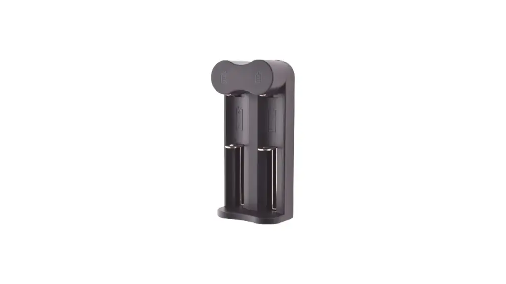 شاحن بطاريات General m7001 مزدوج المنافذ USB لبطاريات 18650 / 21700