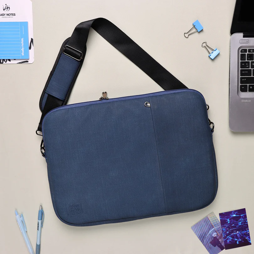 Premium Shoulder Laptop Sleeve 15.6 INCH – The Perfect Blend of Elegance, Durability & Protection-Dawenha (BLACK)
